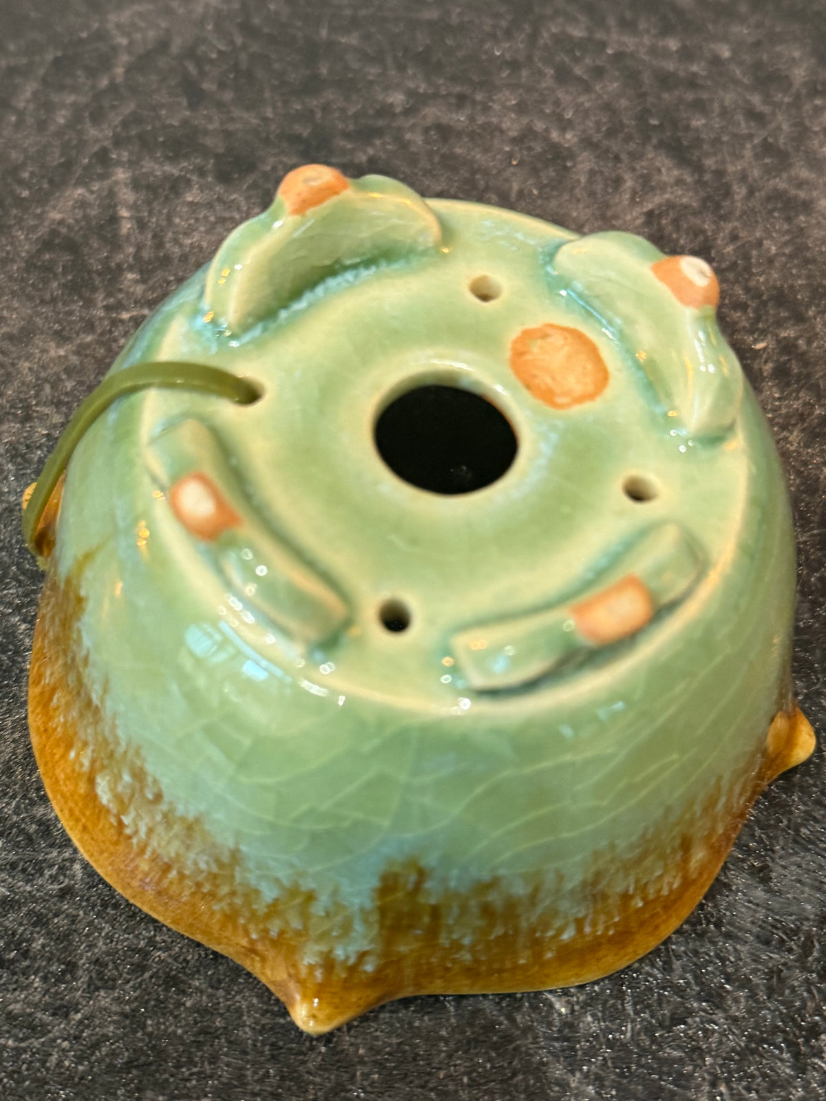 Fuka (Kiyoshi Koiwai) Lotus-Rim Shohin – Amber over Celadon Crackle