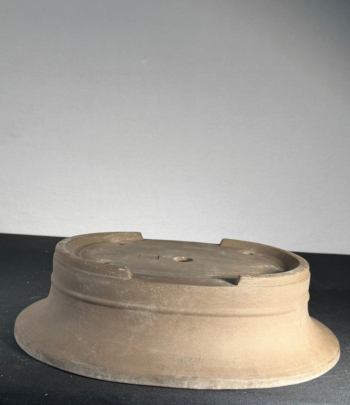 Seibun unglazed oval bonsai pot, foot and side