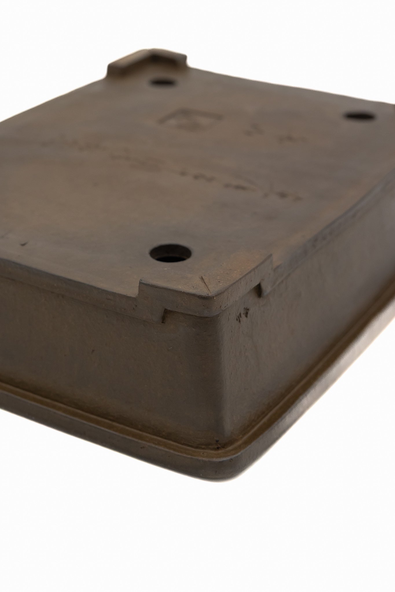 Large Rectangular Unglazed Japanese Bonsai Pot – Suzuki Suzan Kiln, Hand Carved Extended Rim, Special Commission Signature, Bottom Border