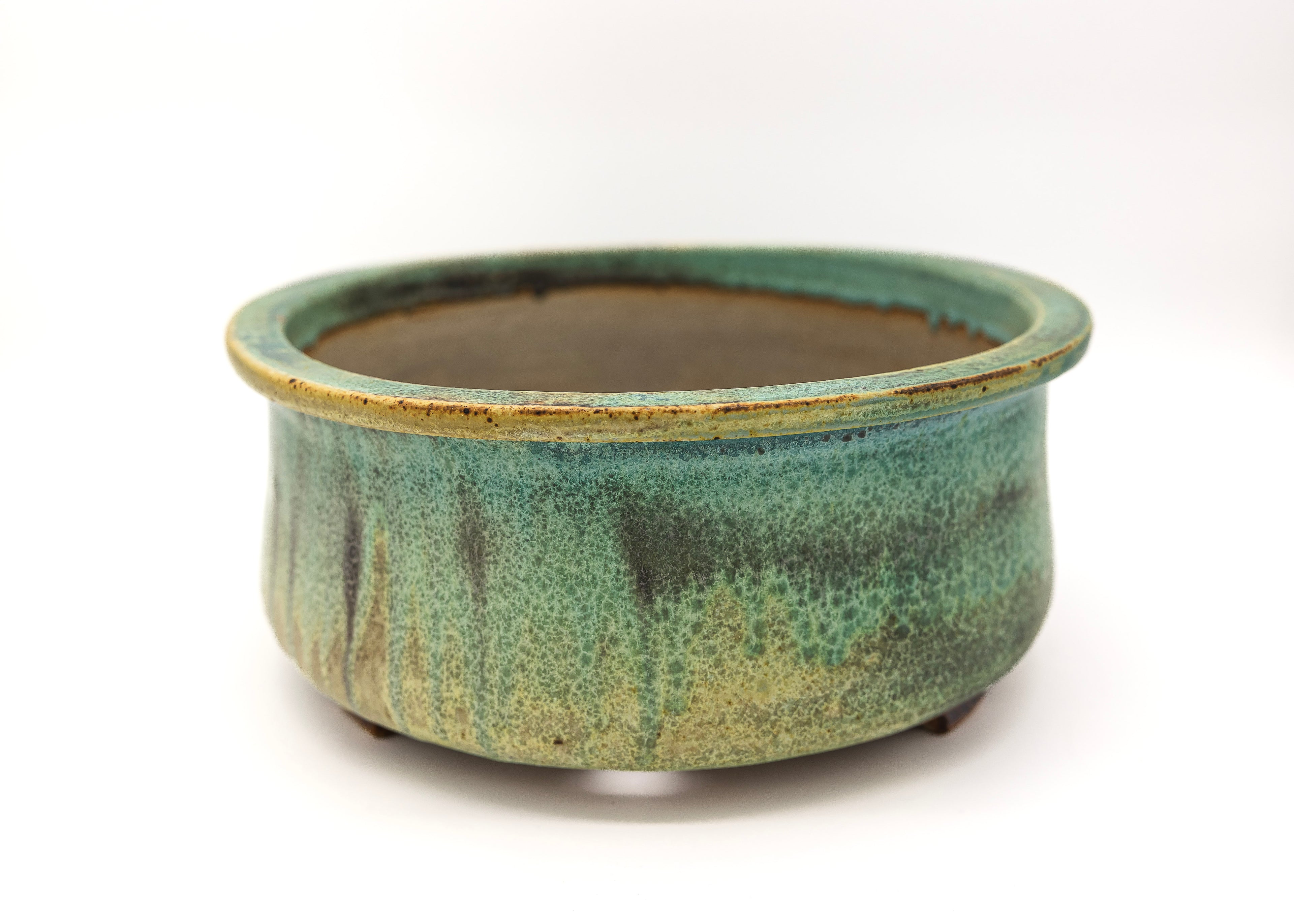 Large Oval Glazed Sara Rayner Bonsai Pot with Extended Flat Rim and Etched Feet – USA Nail Signature