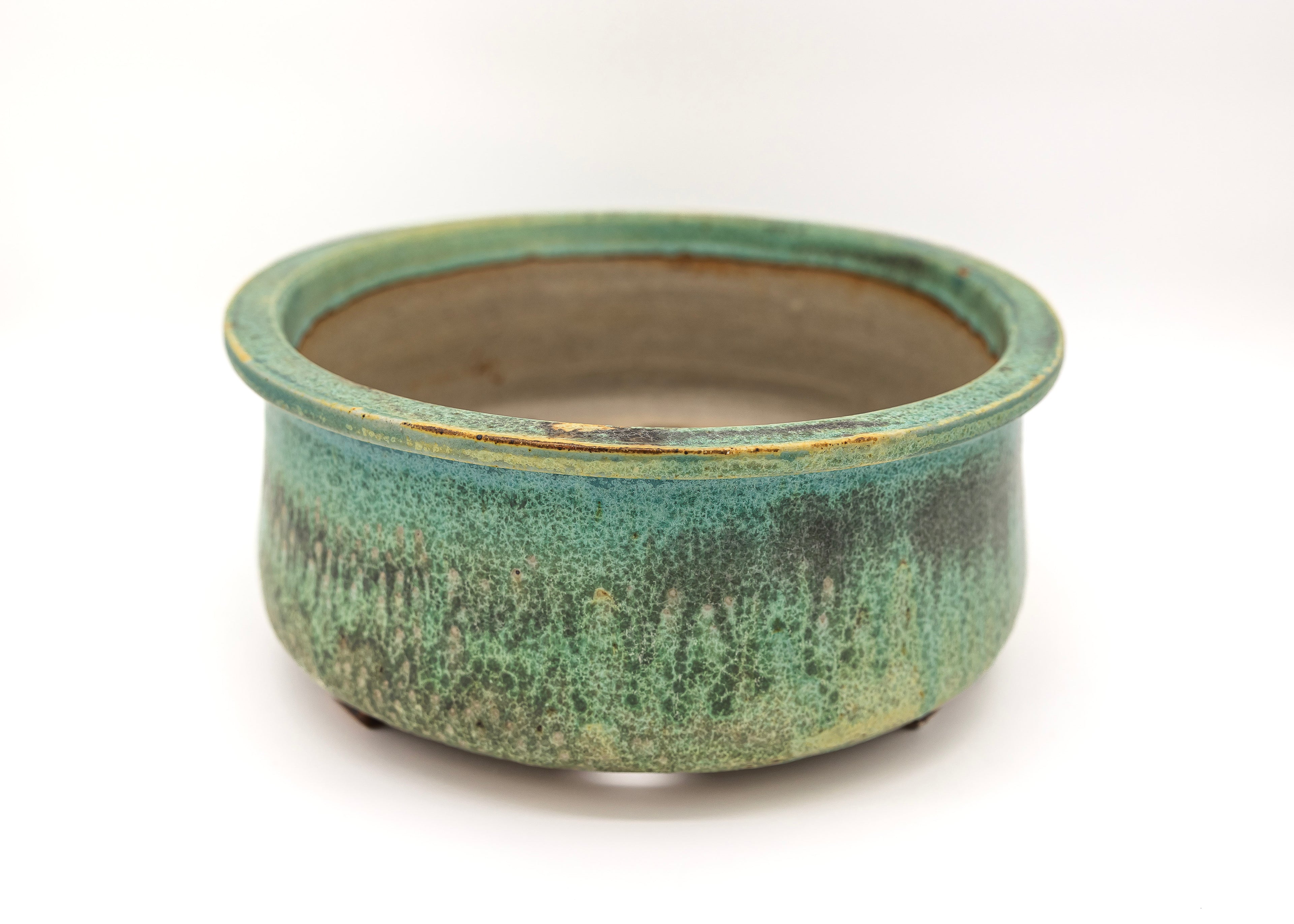 Large Oval Glazed Sara Rayner Bonsai Pot with Extended Flat Rim and Etched Feet – USA Nail Signature