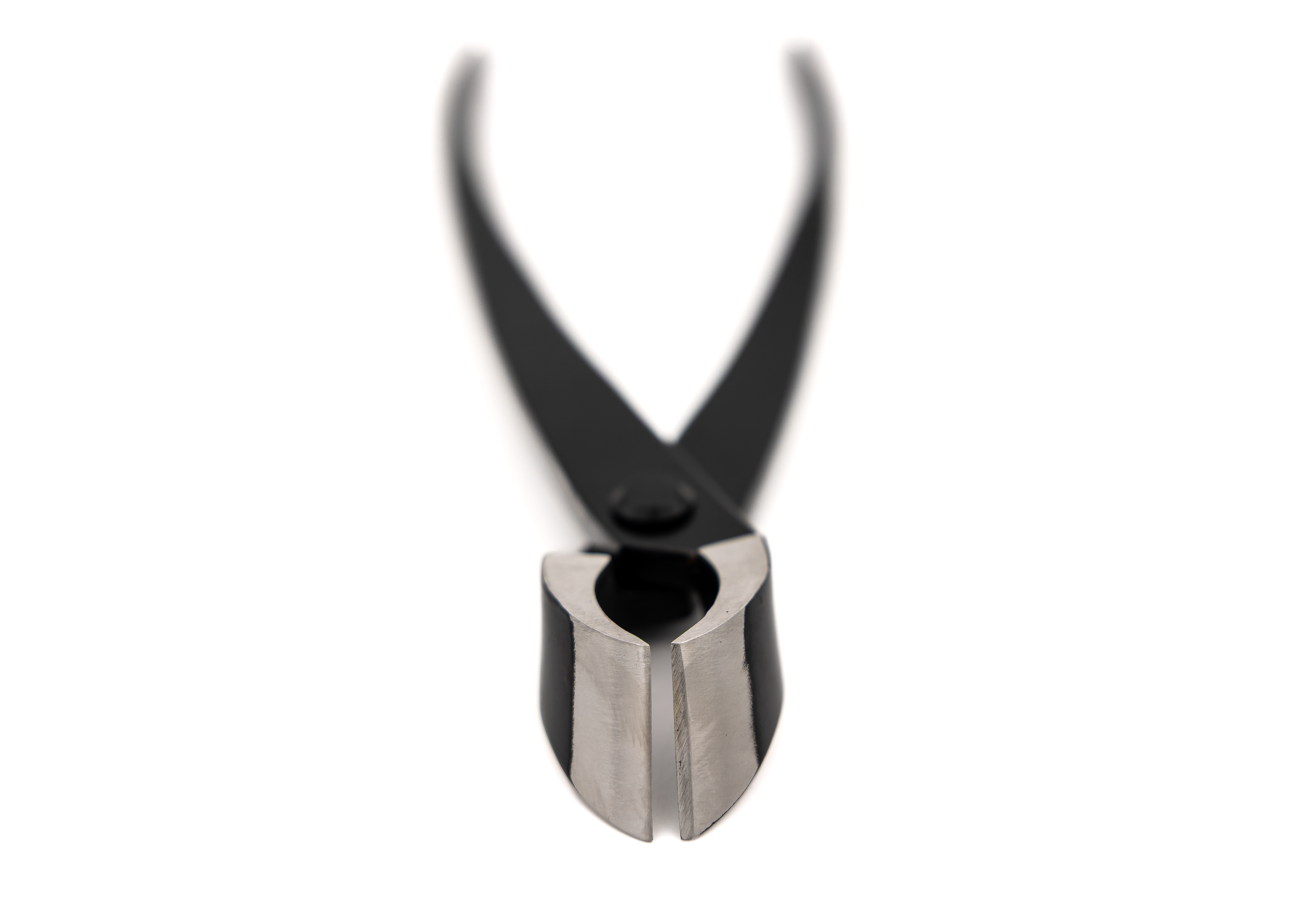Edge Series Concave Cutter — Manganese-Infused Stainless Steel