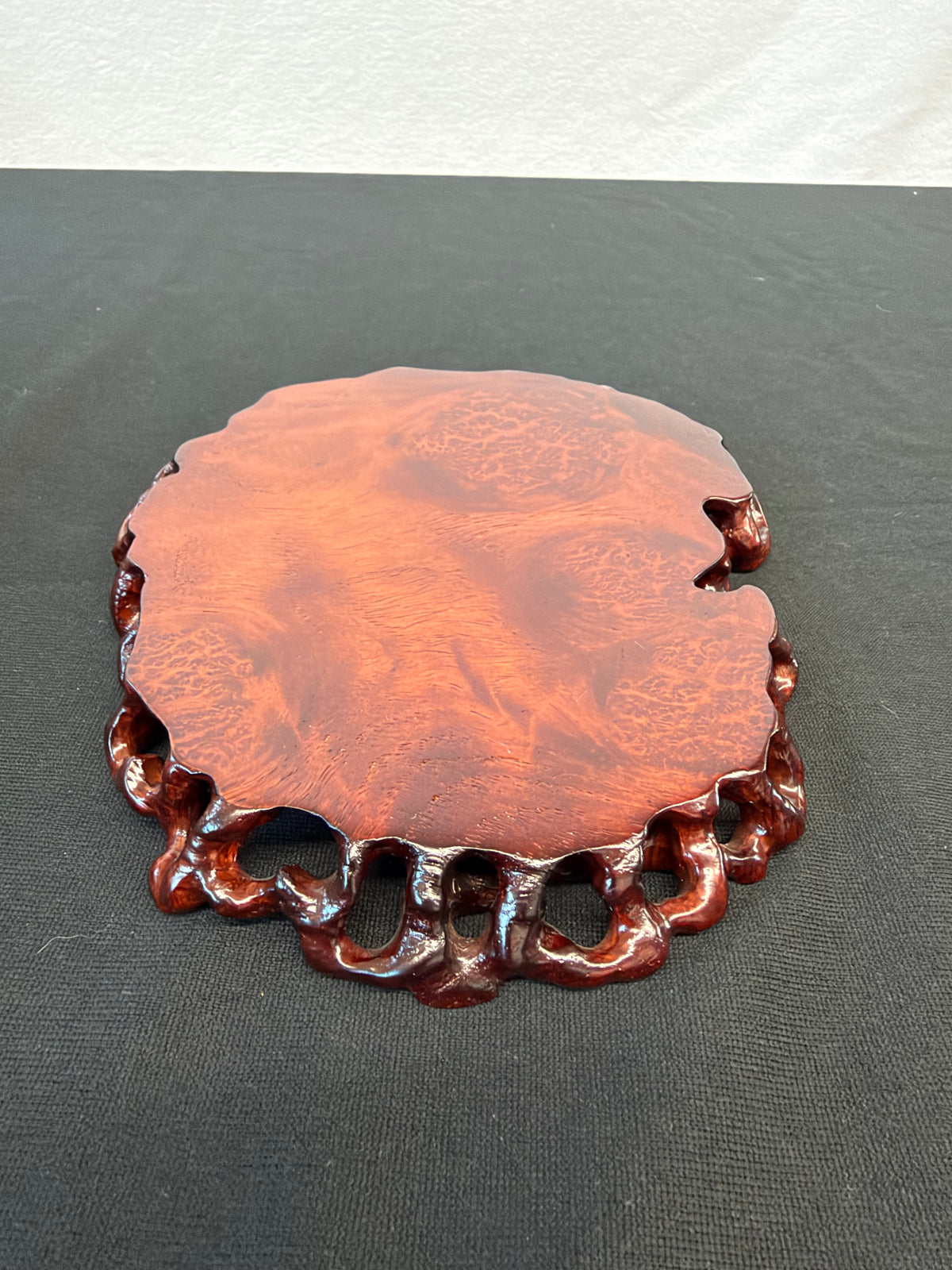 Burl Root-Form Jita Display Board, Signed Kouzan