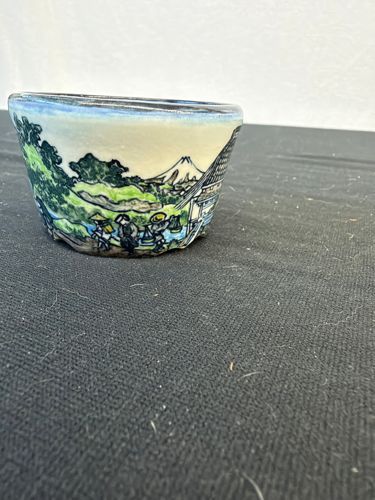 3x2.5 Inch Yuki Shoseki Hand-Painted Bonsai Pot – Fuji Landscape with Travelers