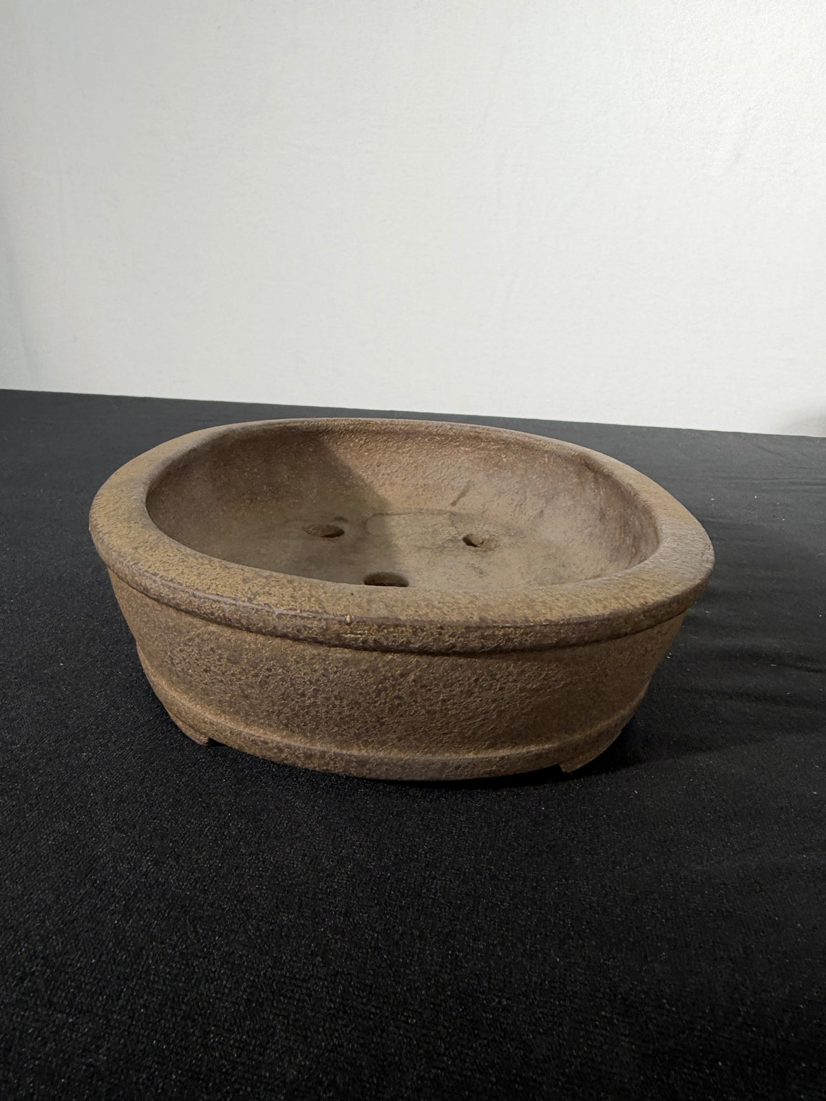 10x7x2 Inch Reiho Oval Bonsai Pot – Unglazed, Rolled Rim, Bracket Feet