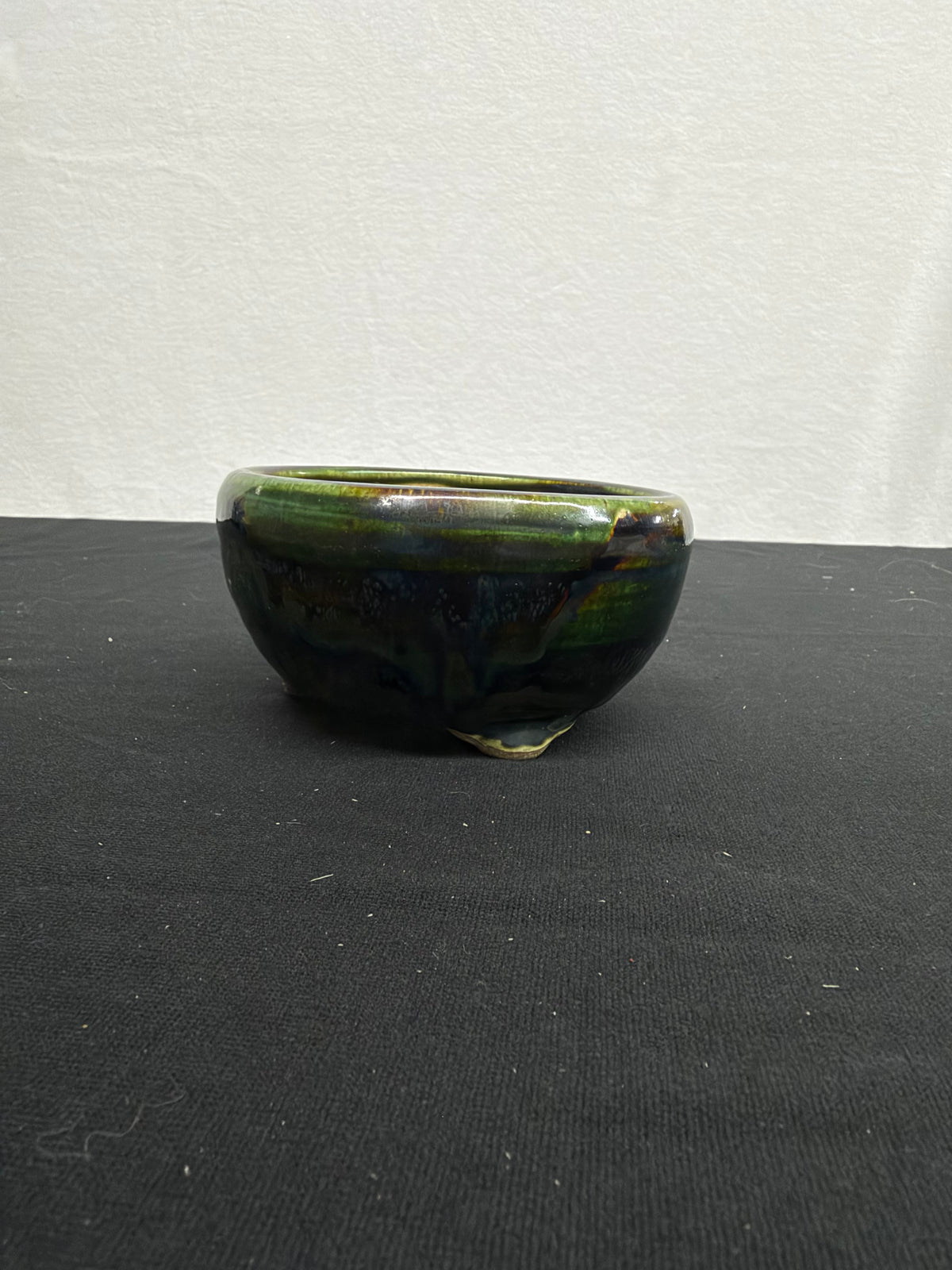 4.5x2.75 Inch Satomi Round Bonsai Pot – Green & Blue Drip Glaze, Cloud Feet
