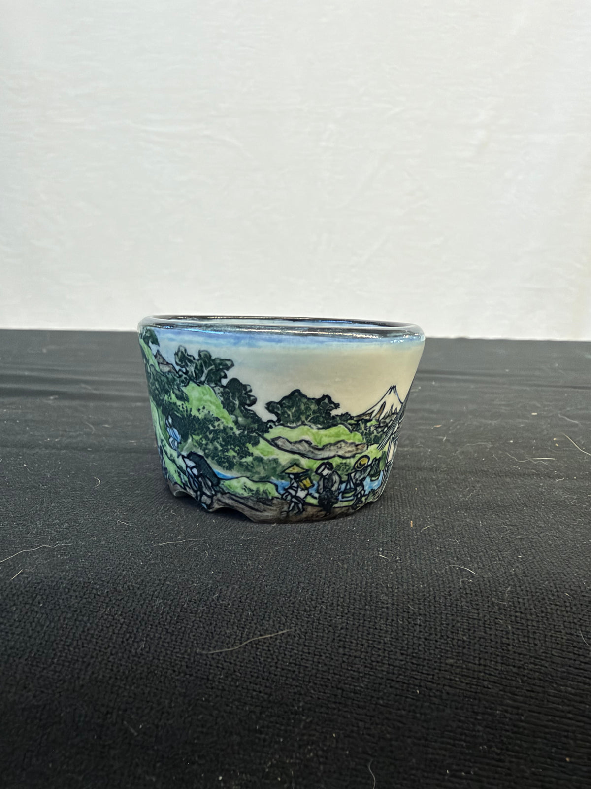 3x2.5 Inch Yuki Shoseki Hand-Painted Bonsai Pot – Fuji Landscape with Travelers