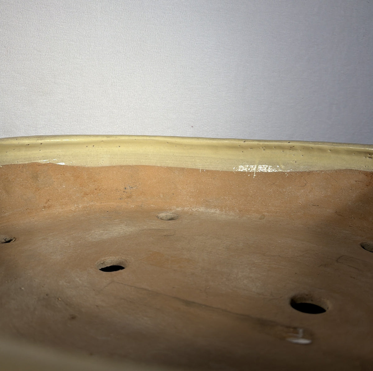 Shuhou speckled cream oval bonsai pot